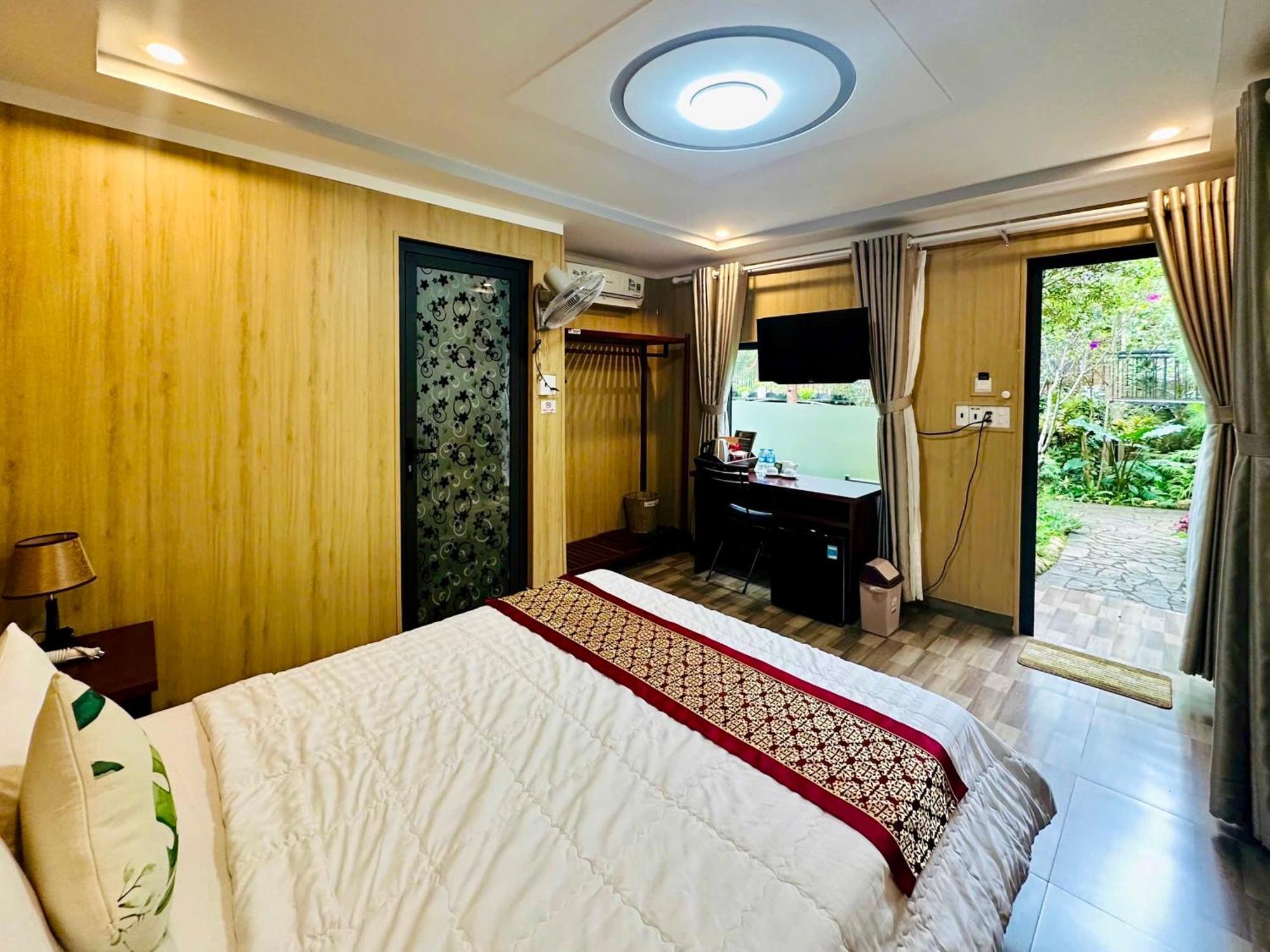 Bazan Home - Hotel & Bungalow Pleiku Quarto foto