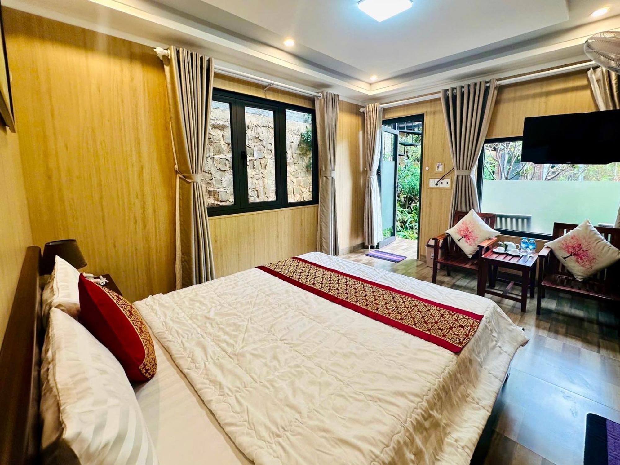Bazan Home - Hotel & Bungalow Pleiku Quarto foto